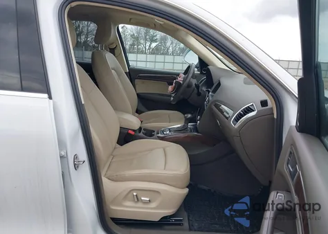 2016 Audi Q5 2.0T Premium z USA, uszkodzony, nr VIN WA1L2AFP2GA092146